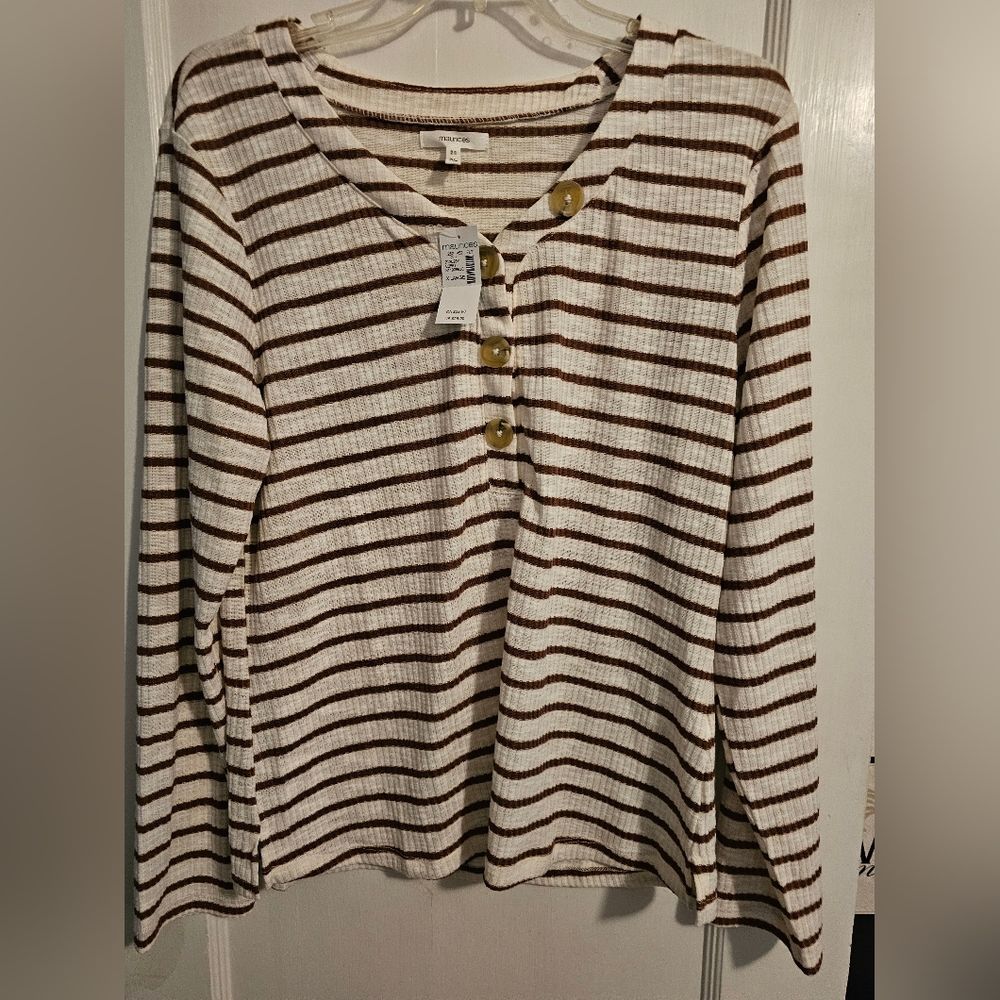 Maurices womens top